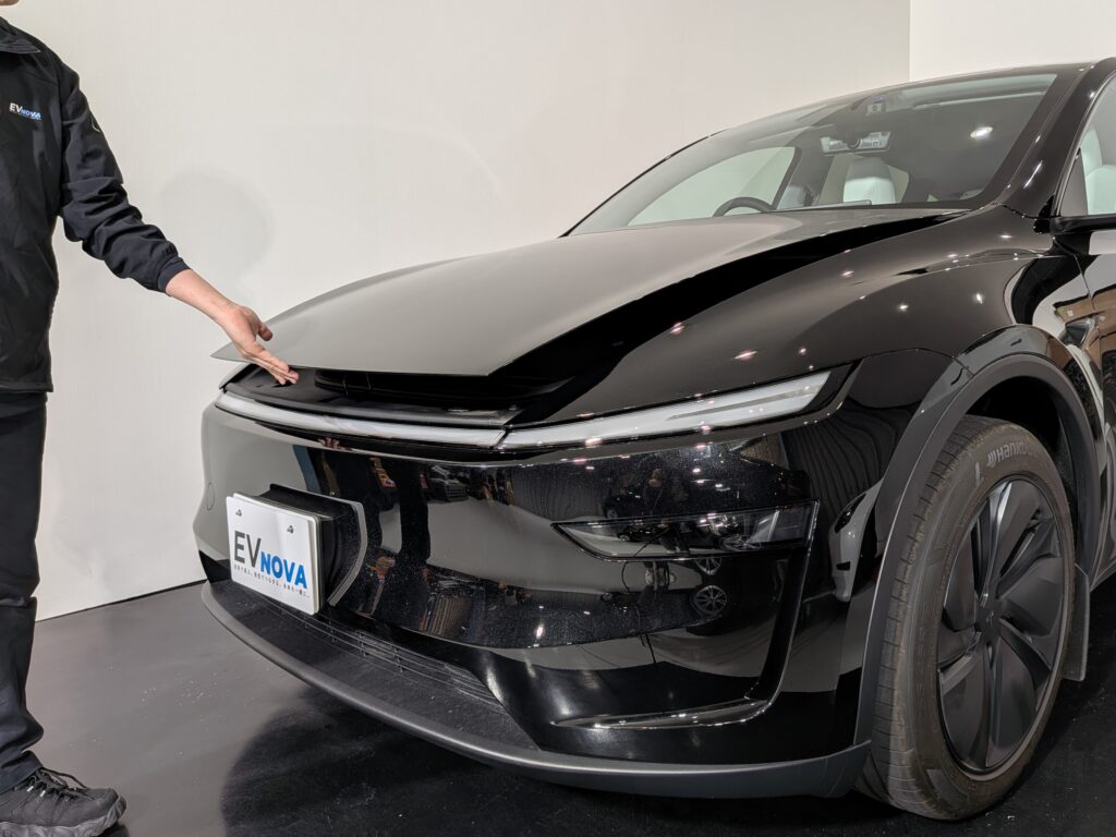 TESLA ソフトクロージャー