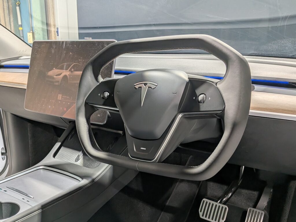 テスラ ハイバーハンドル