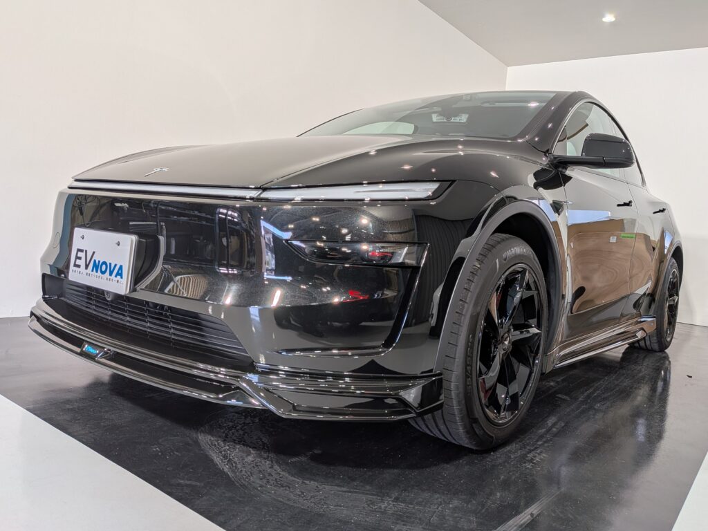 テスラ　ModelY　ジュニパー　エアロキット