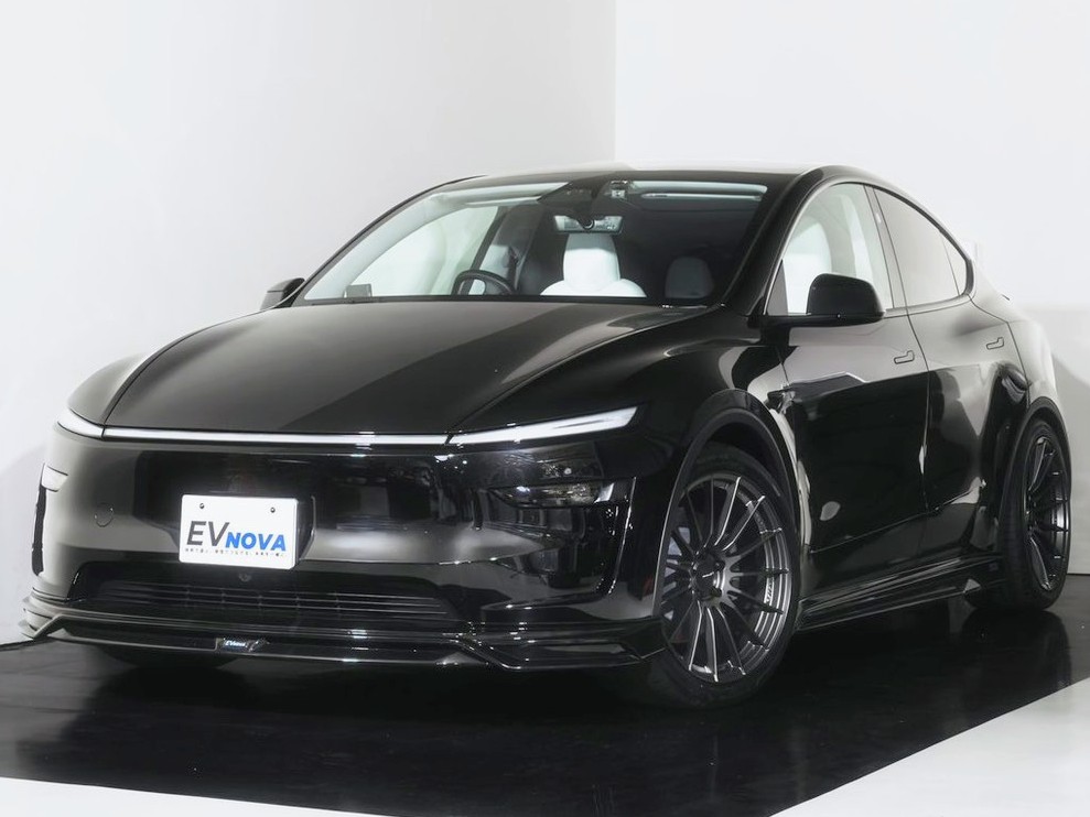 テスラ ModelY EVNOVAハーフエアロ3点KIT】圧倒的な存在感