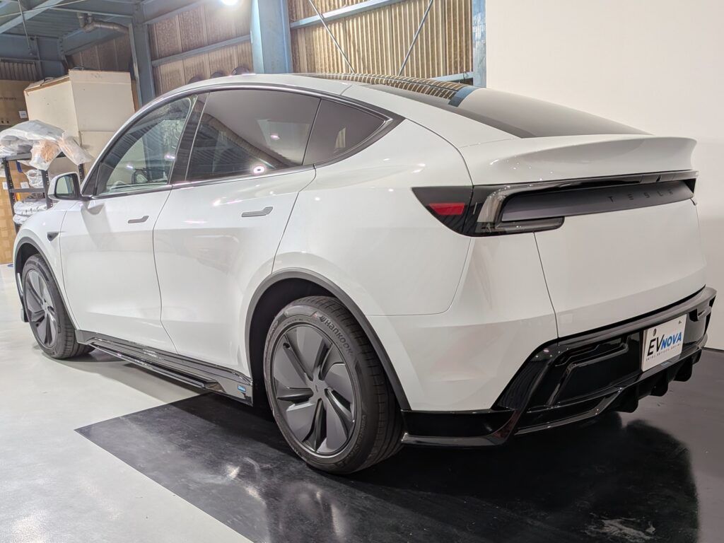TESLA エアロ ジュニパー ModelY
